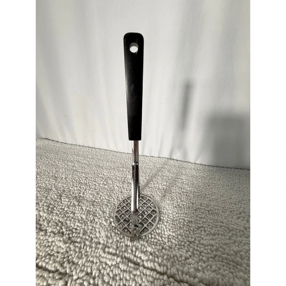 Vintage Potato‎ Masher Metal Black Handle Kitchen Tool Japan